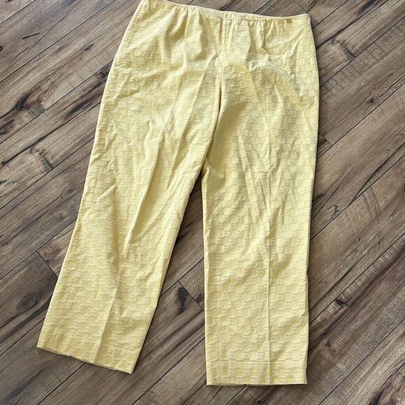 St. John Sport Essentials By Marie Gray size 14 yellow cotton blend cropped pa - Picture 1 of 3